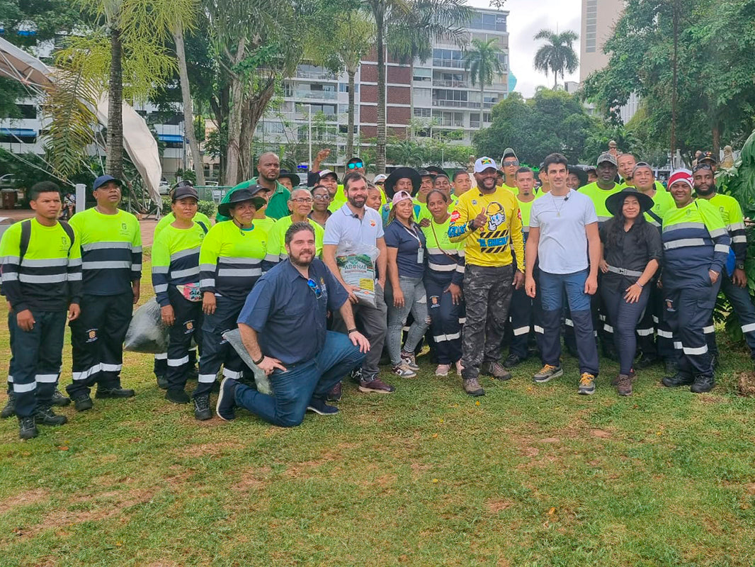 Grupo Melo dona su icónico abono orgánico Abonat al Municipio de Panamá para la siembra de mil guayacanes